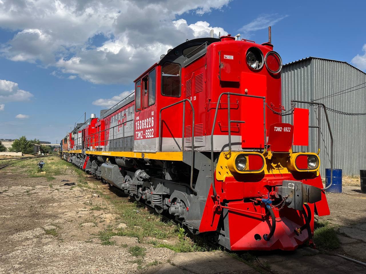 Астраханский ТРЗ сделает ТЭМ2 гибридными