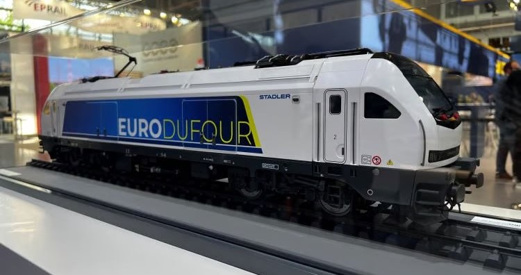 Stadler представил новую локомотивную платформу EURO DuFour