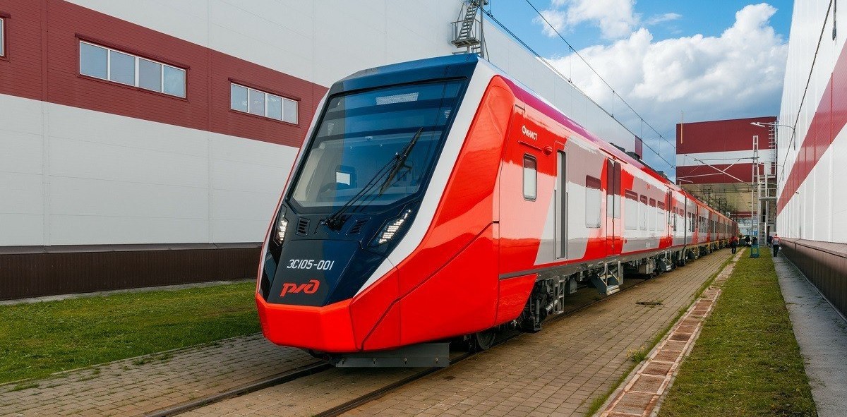 «Уральские локомотивы» сертифицировали двухсистемный «Финист»