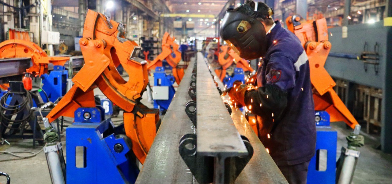 Тихвинский вагоностроительный завод перевооружается