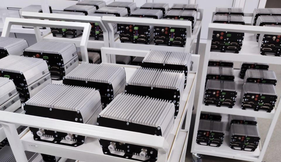 «РэйлНекст» поставила первую партию локомотивных радиостанций РТЛ-07