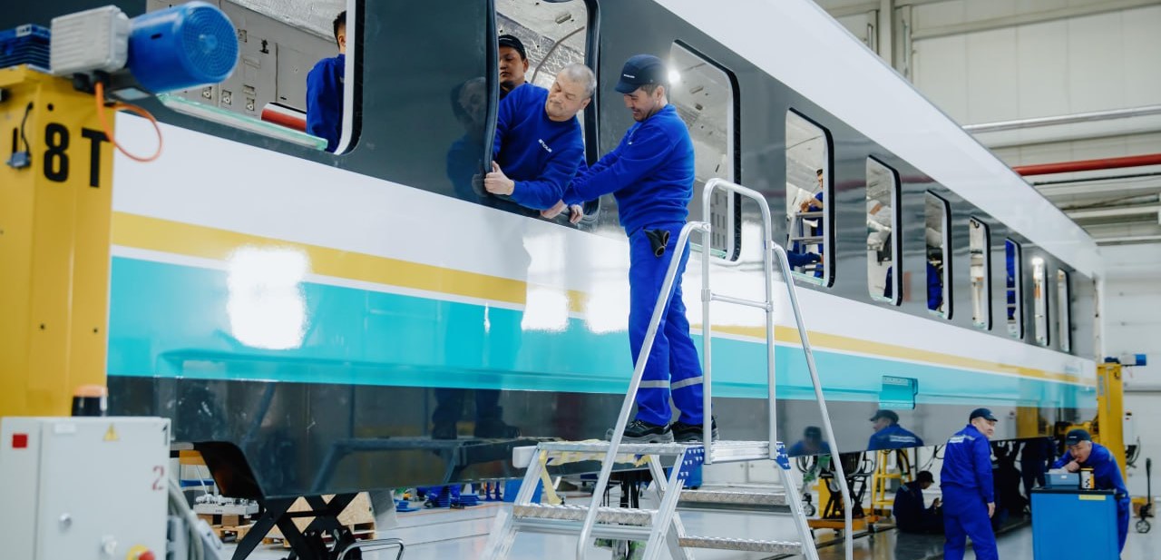 Казахстан прокредитует КТЖ на 142,5 млрд тенге для покупки вагонов