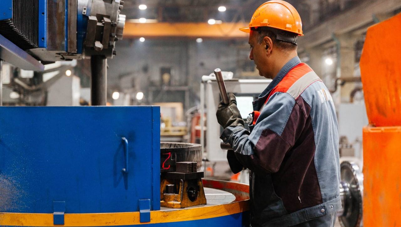 НЭРЗ нарастил число ремонтов локомотивов на 12,7%