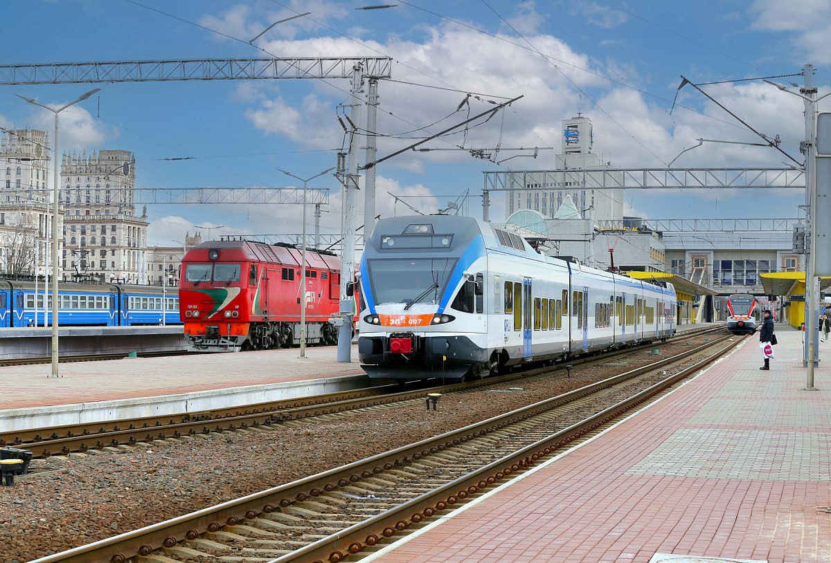 БЖД оптимизирует энергозатраты на тягу поездов и производственные нужды