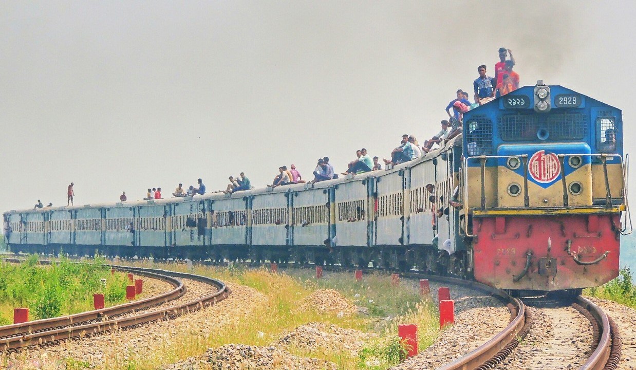 Бангладеш планирует закупку 30 тепловозов