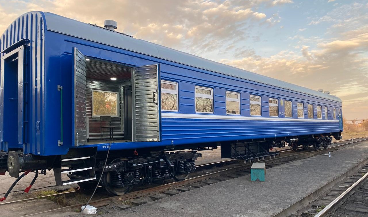 В Казахстане создают дома на железнодорожных колесах