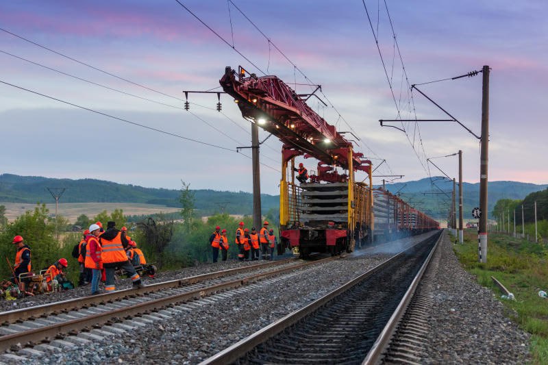 В СТМ начали разработку нового укладочного поезда УП-1