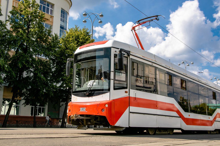 Администрация Екатеринбурга объявила новый аукцион на покупку трамваев 